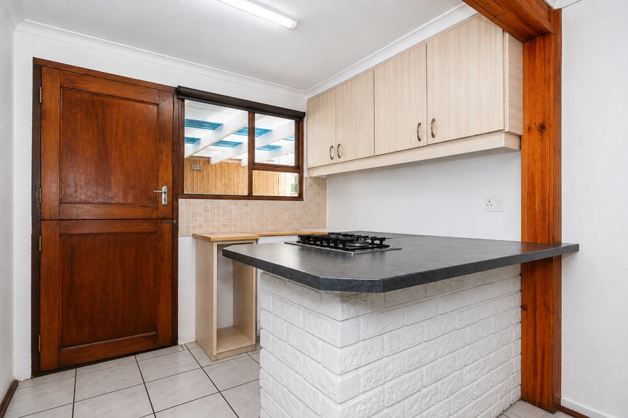 7 Bedroom Property for Sale in Kleinbaai Western Cape